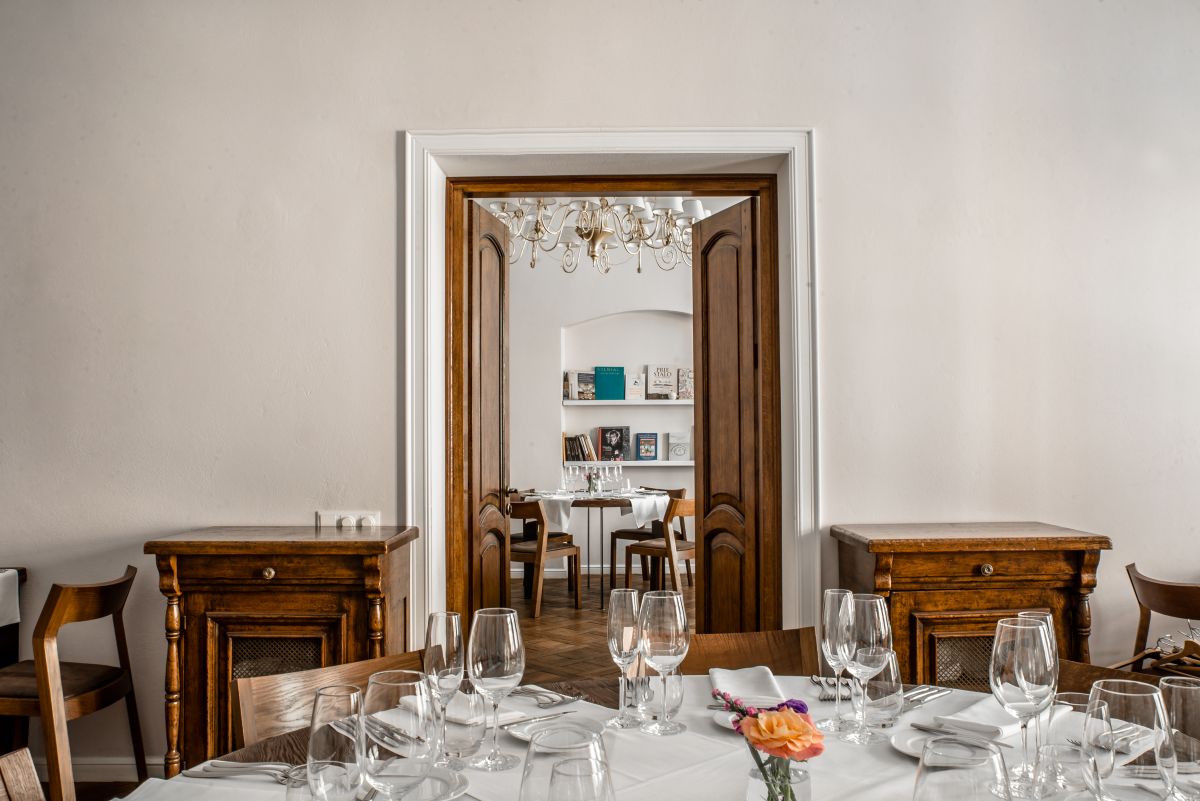 restaurant-gallery-image